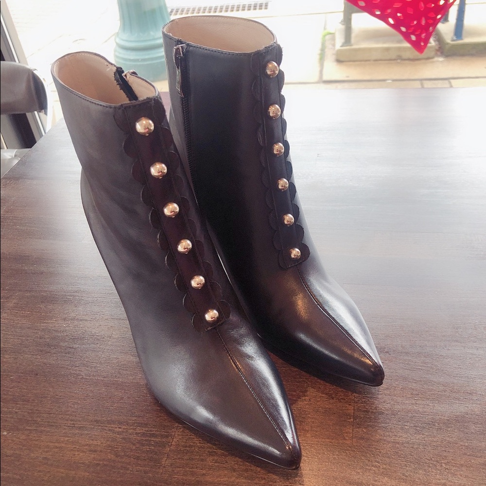 Custom designed boot - Picture 2 of 3
